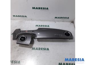 Gebruikte Dashboard sierlijst Fiat 500 (312) 1.2 69 Prijs € 50,00 Margeregeling aangeboden door Maresia Parts
