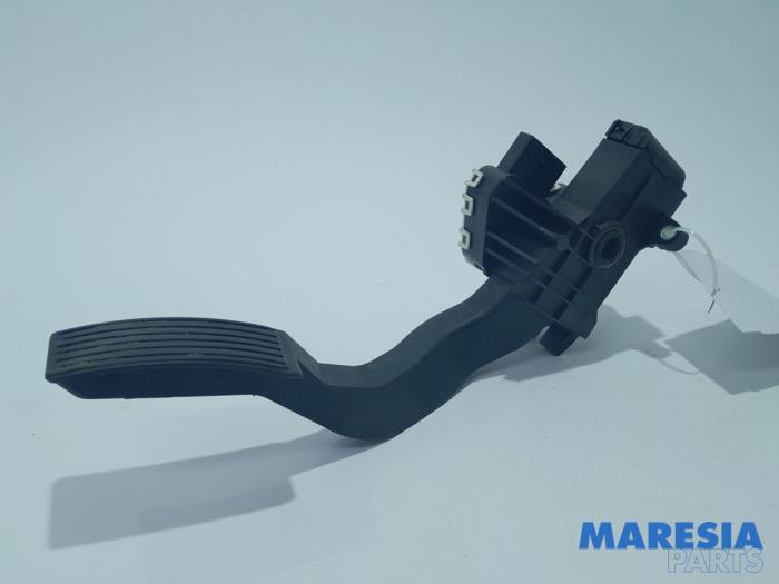 Gebruikte Gaspedaalpositie Sensor Fiat Ducato (250) 2.3 D 130 Multijet Prijs € 60,50 Inclusief btw aangeboden door Maresia Parts