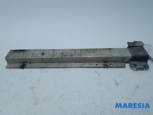 Gebruikte Subframe Renault Espace (JK) 2.0 Turbo 16V Grand Espace Prijs € 25,00 Margeregeling aangeboden door Maresia Parts