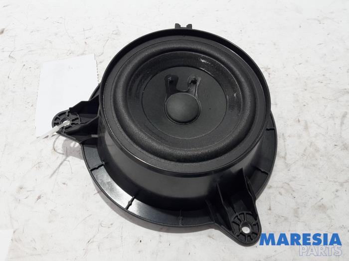 Gebruikte Luidspreker Renault Scénic III (JZ) 1.5 dCi 110 Prijs € 20,00 Margeregeling aangeboden door Maresia Parts
