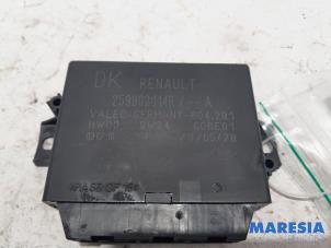 Gebruikte PDC Module Renault Megane III Grandtour (KZ) 1.4 16V TCe 130 Prijs € 85,00 Margeregeling aangeboden door Maresia Parts