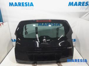 Gebruikte Achterklep Peugeot 5008 I (0A/0E) 1.6 THP 16V Prijs € 315,00 Margeregeling aangeboden door Maresia Parts