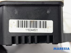 Esp computer van een Peugeot 5008 I (0A/0E) 1.6 THP 16V 2014