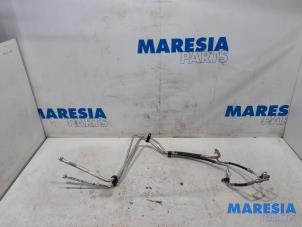 Gebruikte Airco Leiding Renault Twingo III (AH) 1.0 SCe 70 12V Prijs € 125,00 Margeregeling aangeboden door Maresia Parts