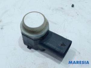 Gebruikte PDC Sensor Alfa Romeo Giulietta (940) 1.4 TB 16V MultiAir Prijs € 19,50 Margeregeling aangeboden door Maresia Parts