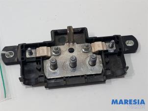 Gebruikte Zekering Alfa Romeo Giulia (952) 2.0 T 16V Veloce Prijs € 25,00 Margeregeling aangeboden door Maresia Parts