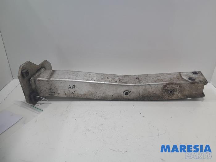 Gebruikte Subframe Alfa Romeo Giulietta (940) 1.4 TB 16V MultiAir Prijs € 29,95 Margeregeling aangeboden door Maresia Parts