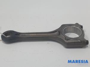 Gebruikte Drijfstang Citroen DS3 (SA) 1.4 16V VTi Prijs € 35,00 Margeregeling aangeboden door Maresia Parts