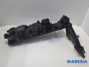 Gebruikte Kleppendeksel Peugeot 308 SW (L4/L9/LC/LJ/LR) 1.6 BlueHDi 120 Prijs € 35,00 Margeregeling aangeboden door Maresia Parts