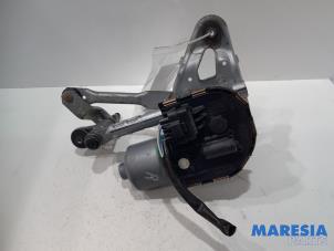 Gebruikte Ruitenwissermotor voor Peugeot 5008 I (0A/0E) 1.6 THP 16V Prijs € 49,99 Margeregeling aangeboden door Maresia Parts