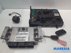 Gebruikte Computer Motormanagement Peugeot 307 SW (3H) 2.0 16V Prijs € 157,50 Margeregeling aangeboden door Maresia Parts