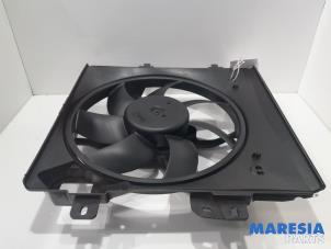 Gebruikte Koelvin Motor Peugeot 208 I (CA/CC/CK/CL) 1.2 Vti 12V PureTech 82 Prijs € 40,00 Margeregeling aangeboden door Maresia Parts