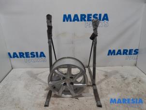 Gebruikte Velg Peugeot 208 I (CA/CC/CK/CL) 1.2 Vti 12V PureTech 82 Prijs € 75,00 Margeregeling aangeboden door Maresia Parts