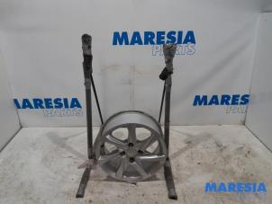 Gebruikte Velg Peugeot 208 I (CA/CC/CK/CL) 1.2 Vti 12V PureTech 82 Prijs € 75,00 Margeregeling aangeboden door Maresia Parts