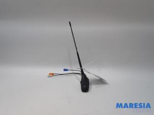 Gebruikte Antenne Citroen C3 (SX/SW) 1.2 Vti 12V PureTech Prijs € 19,99 Margeregeling aangeboden door Maresia Parts