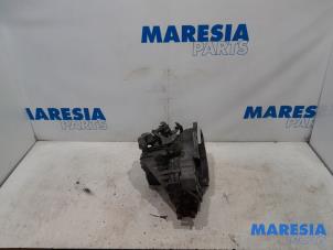 Gebruikte Versnellingsbak Alfa Romeo 159 Sportwagon (939BX) 3.2 JTS V6 24V Q4 Prijs € 600,00 Margeregeling aangeboden door Maresia Parts