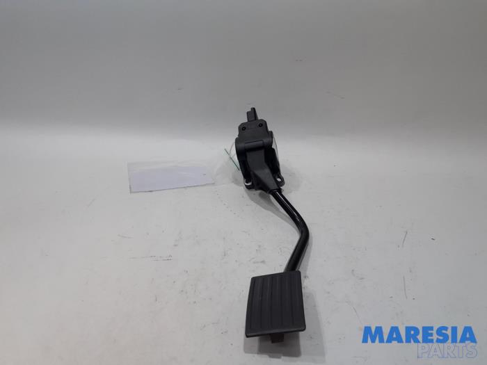 Gebruikte Gaspedaalpositie Sensor Peugeot 508 (8D) 2.0 Hybrid4 16V Prijs € 35,00 Margeregeling aangeboden door Maresia Parts