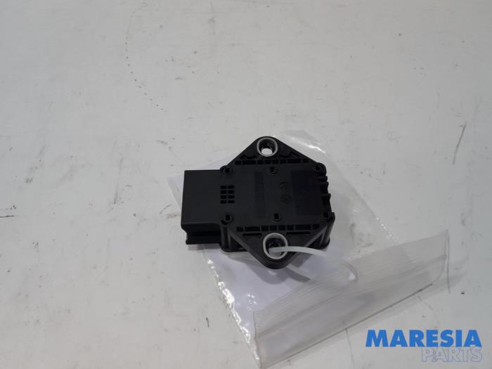 Esp computer van een Peugeot 508 (8D) 2.0 Hybrid4 16V 2012