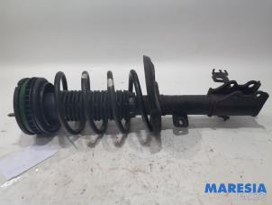 Gebruikte Schokdemperpoot rechts-voor Peugeot 508 (8D) 2.0 Hybrid4 16V Prijs € 75,00 Margeregeling aangeboden door Maresia Parts