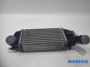 Gebruikte Intercooler Peugeot 508 (8D) 2.0 Hybrid4 16V Prijs € 50,00 Margeregeling aangeboden door Maresia Parts