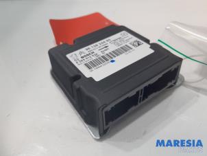 Gebruikte Airbag Module Citroen C4 Cactus (0B/0P) 1.2 PureTech 82 12V Prijs € 100,00 Margeregeling aangeboden door Maresia Parts