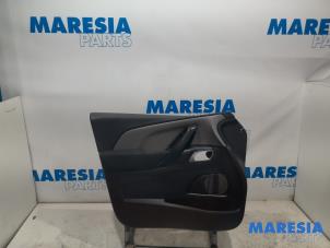 Gebruikte Portierbekleding 4Deurs links-voor Citroen C4 Picasso (3D/3E) 1.6 16V THP 155 Prijs € 90,00 Margeregeling aangeboden door Maresia Parts