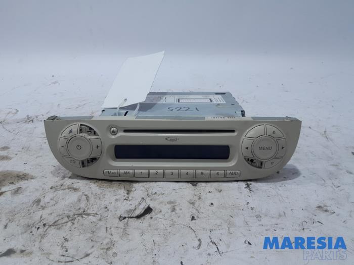 FIAT 500 2 generation (2008-2024) Muzikos grotuvas be navigacijos 735452484 23521054