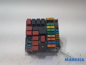 Gebruikte Zekeringkast Fiat 500 (312) 1.2 Prijs € 39,95 Margeregeling aangeboden door Maresia Parts