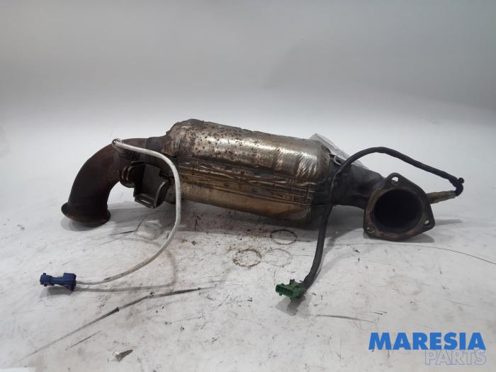 Gebruikte Katalysator Citroen C4 Picasso (3D/3E) 1.6 16V THP 155 Prijs € 294,00 Margeregeling aangeboden door Maresia Parts
