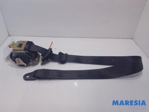 Gebruikte Veiligheidsgordel rechts-voor Peugeot 307 Break (3E) 1.6 16V Prijs € 75,00 Margeregeling aangeboden door Maresia Parts