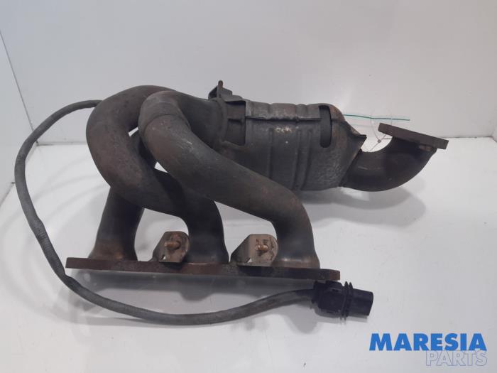 Gebruikte Katalysator Alfa Romeo 159 Sportwagon (939BX) 3.2 JTS V6 24V Q4 Prijs € 349,00 Margeregeling aangeboden door Maresia Parts