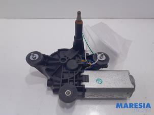 Gebruikte Ruitenwissermotor achter Fiat 500 (312) 1.2 69 Prijs € 25,00 Margeregeling aangeboden door Maresia Parts