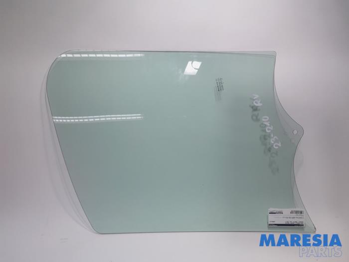 RENAULT Trafic 3 generation (2014-2023) Front Right Door Glass 43R000464 25173952