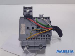 Gebruikte Zekeringkast Alfa Romeo 159 Sportwagon (939BX) 3.2 JTS V6 24V Q4 Prijs € 50,00 Margeregeling aangeboden door Maresia Parts