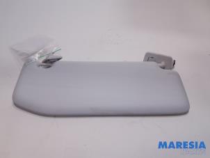 Gebruikte Zonneklep Peugeot 208 I (CA/CC/CK/CL) 1.6 e-HDi FAP Prijs € 25,00 Margeregeling aangeboden door Maresia Parts