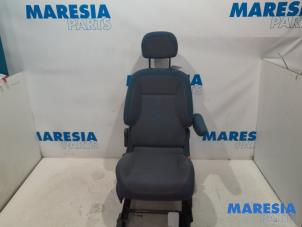 Gebruikte Voorstoel rechts Citroen Berlingo Multispace 1.6 VTi 95 16V Prijs € 100,00 Margeregeling aangeboden door Maresia Parts
