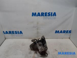 Gebruikte Versnellingsbak Peugeot 207 SW (WE/WU) 1.4 16V Vti Prijs € 210,00 Margeregeling aangeboden door Maresia Parts