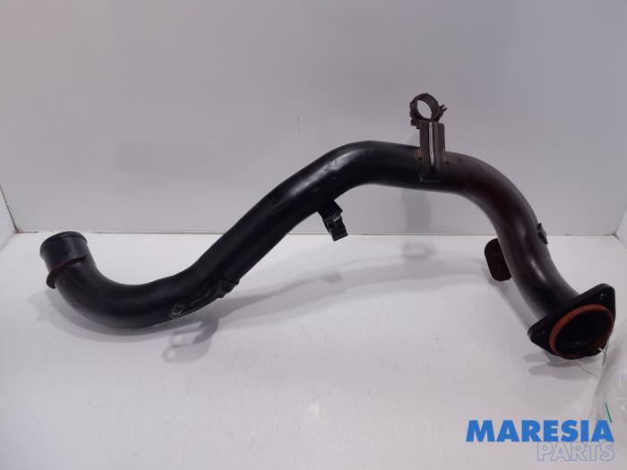 Gebruikte Intercooler Buis Fiat Doblo Cargo (263) 1.3 MJ 16V Euro 4 Prijs € 42,35 Inclusief btw aangeboden door Maresia Parts