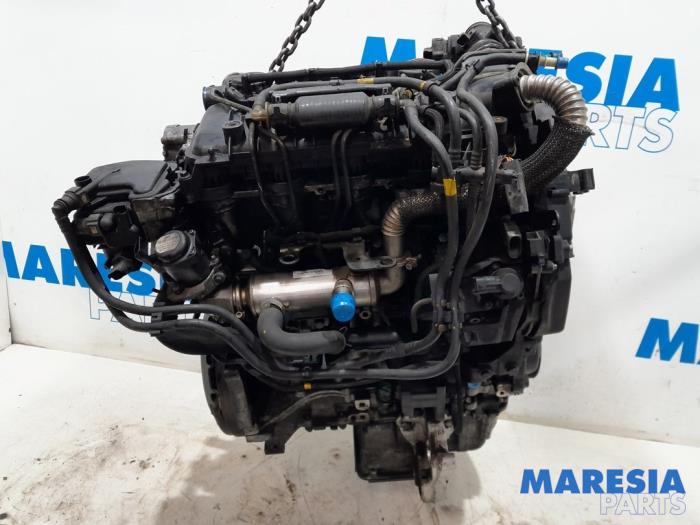 Motor van een Fiat Scudo (270) 1.6 D Multijet 2010