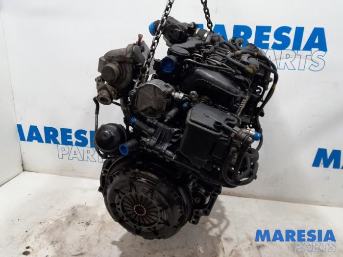 Motor van een Fiat Scudo (270) 1.6 D Multijet 2010