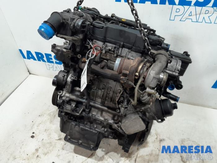 Motor van een Fiat Scudo (270) 1.6 D Multijet 2010