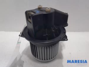 Gebruikte Kachel Ventilatiemotor Fiat 500 (312) 1.2 69 Prijs € 25,00 Margeregeling aangeboden door Maresia Parts
