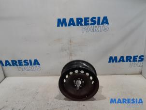 Gebruikte Velg Fiat Doblo Cargo (263) 1.3 MJ 16V Euro 4 Prijs € 42,35 Inclusief btw aangeboden door Maresia Parts