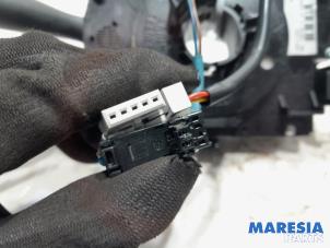 Gebruikte Combischakelaar Stuurkolom Peugeot 207 SW (WE/WU) 1.4 16V Vti Prijs € 105,00 Margeregeling aangeboden door Maresia Parts