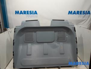 Gebruikte Tussenschot Cabine Fiat Scudo (270) 1.6 D Multijet Prijs € 151,25 Inclusief btw aangeboden door Maresia Parts