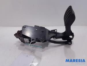 Gebruikte Gaspedaalpositie Sensor Fiat Scudo (270) 1.6 D Multijet Prijs € 36,30 Inclusief btw aangeboden door Maresia Parts