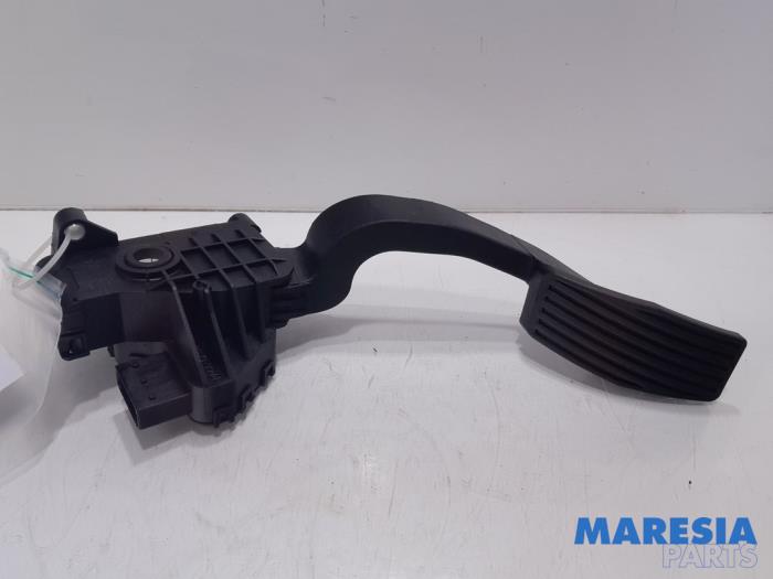Gebruikte Sensor Gaspedaalpositie Alfa Romeo MiTo (955) 1.4 Turbo 16V Multi Air Prijs € 15,00 Margeregeling aangeboden door Maresia Parts