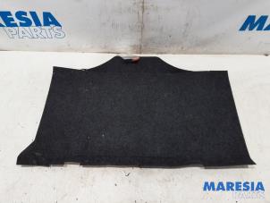 Gebruikte Kofferbak Mat Fiat 500 (312) 1.2 69 Prijs € 30,00 Margeregeling aangeboden door Maresia Parts