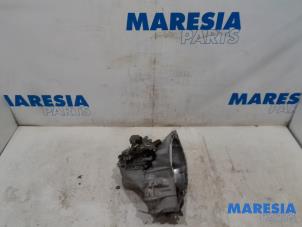 Gebruikte Versnellingsbak Peugeot 107 1.0 12V Prijs € 360,00 Margeregeling aangeboden door Maresia Parts