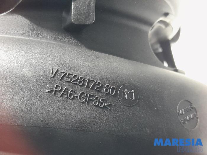 Inlaatspruitstuk van een Peugeot 207/207+ (WA/WC/WM) 1.6 16V VTi 2009